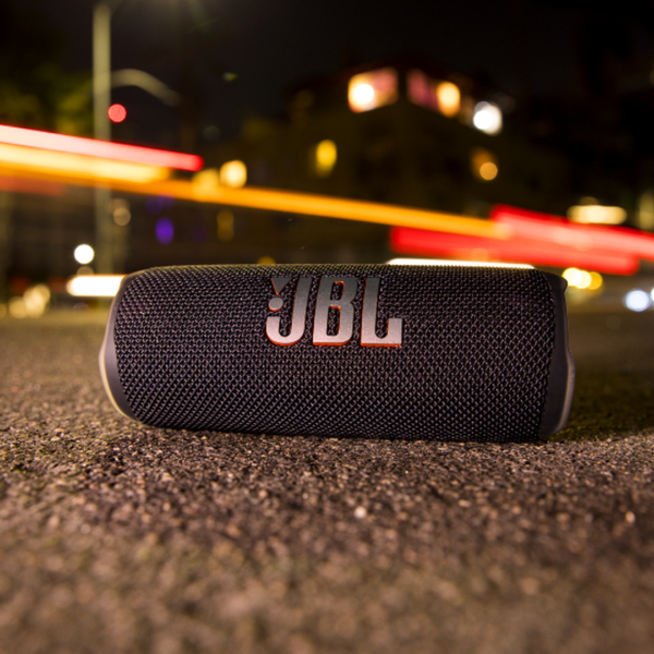 JBL Flip 6 - Portable Speaker - Black